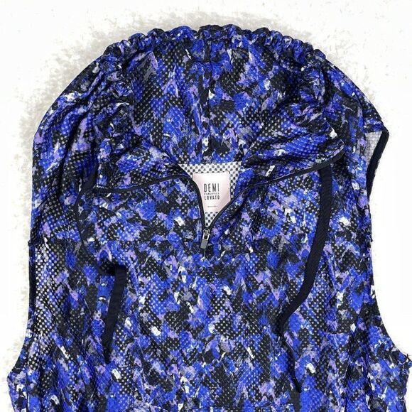 Fabletics Demi Lovato Darmara Vest Blue/Black - Picture 11 of 12